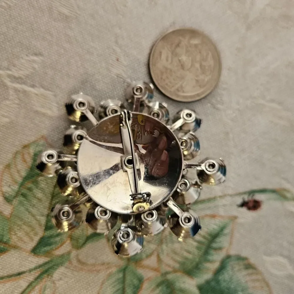 vintage glam sparkly large clear rhinestone brooch